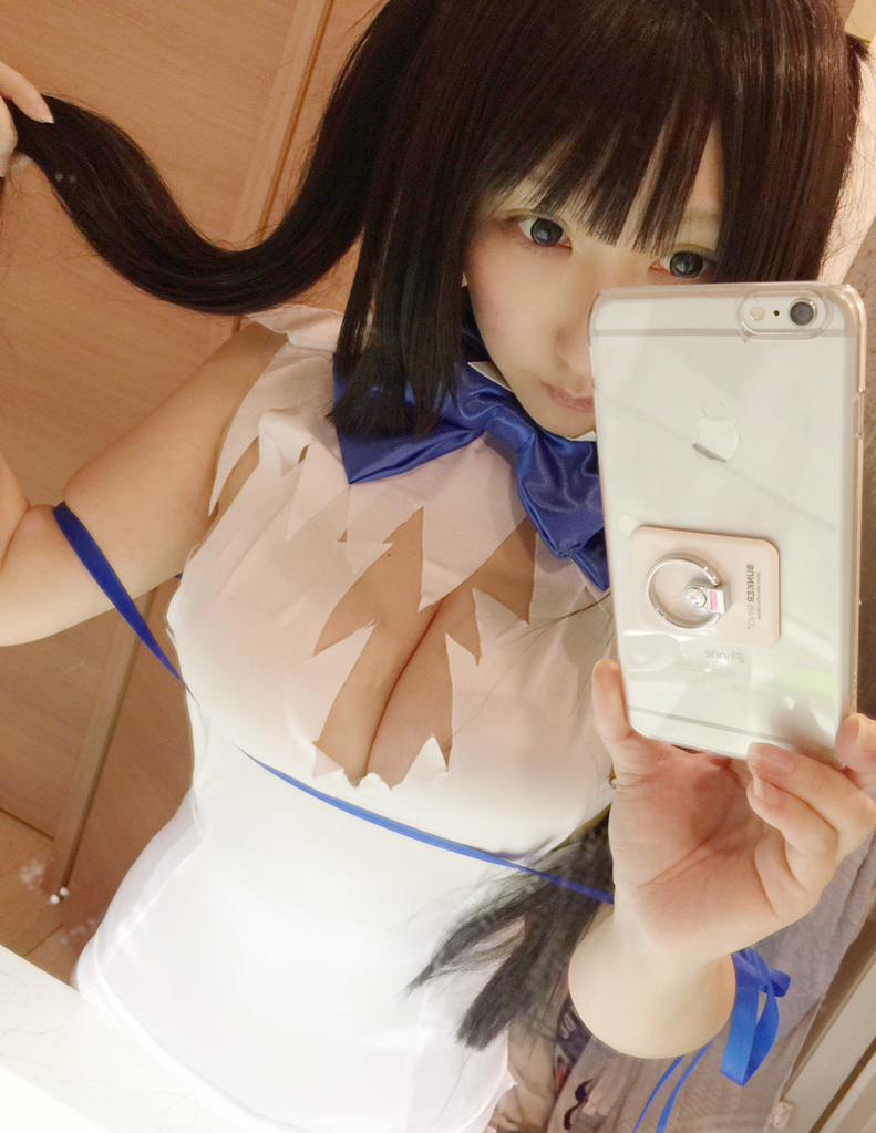 Japanese-Fans-Are-in-Love-with-DanMachi-Hestia-Image-12